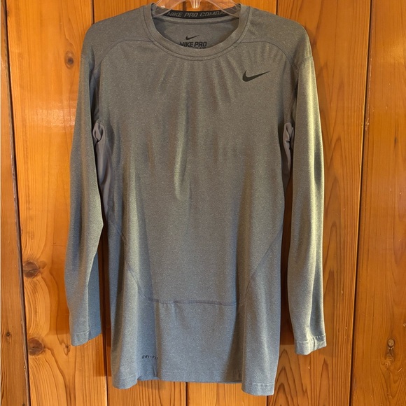 Nike Pro Combat Dri-Fit - Picture 2 of 8